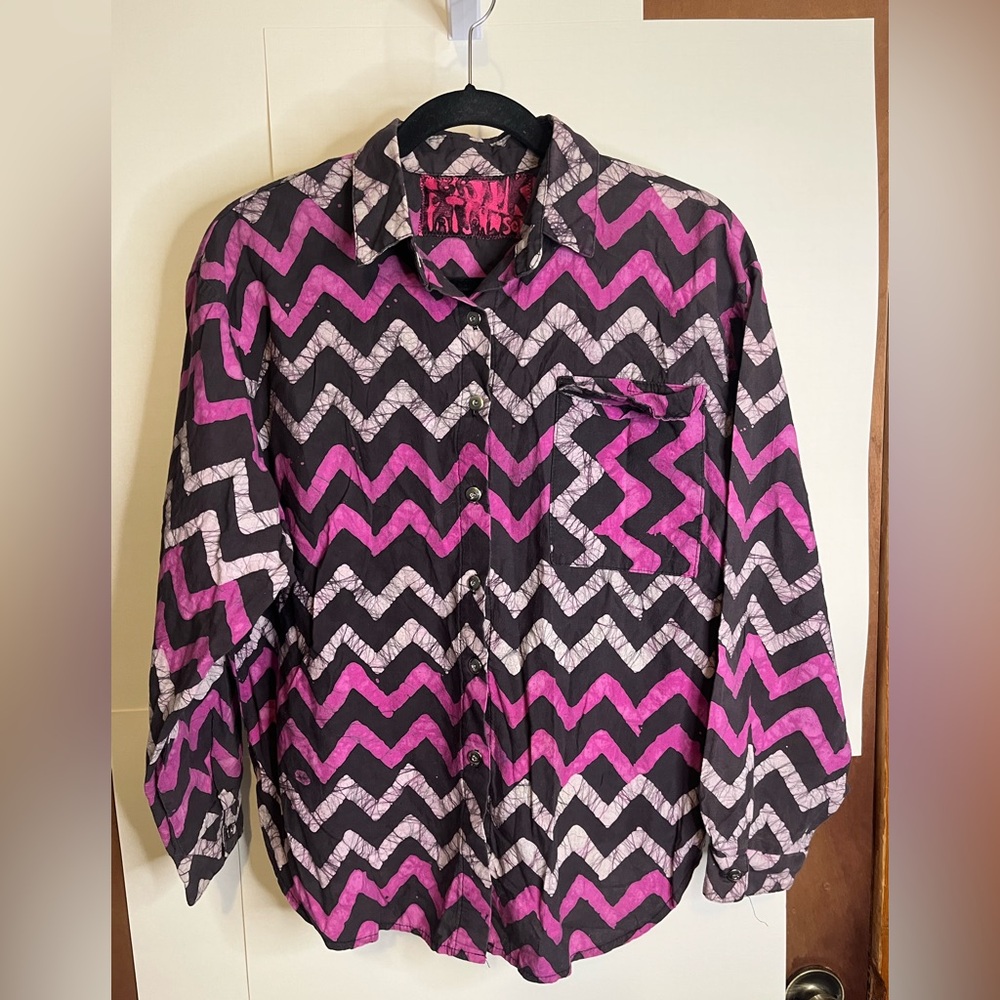 Batik Pat Johnson Handmade Black, White, & Pink Chevron Button Down Shirt